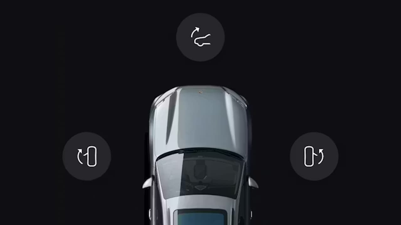 Car with the icons for the Porsche Digital Key Options
