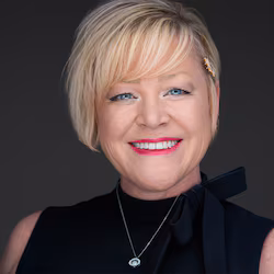 Photo of Heather Erickson